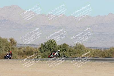 media/Dec-07-2025-CVMA (Sun) [[3e7d2de5dc]]/Race 8-Middleweight Shootout/